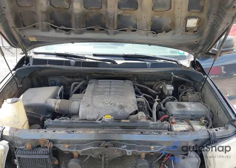 2010 Toyota Tundra Grade 5.7L V8 из США, поврежденный, VIN 5TFDY5F15AX104242